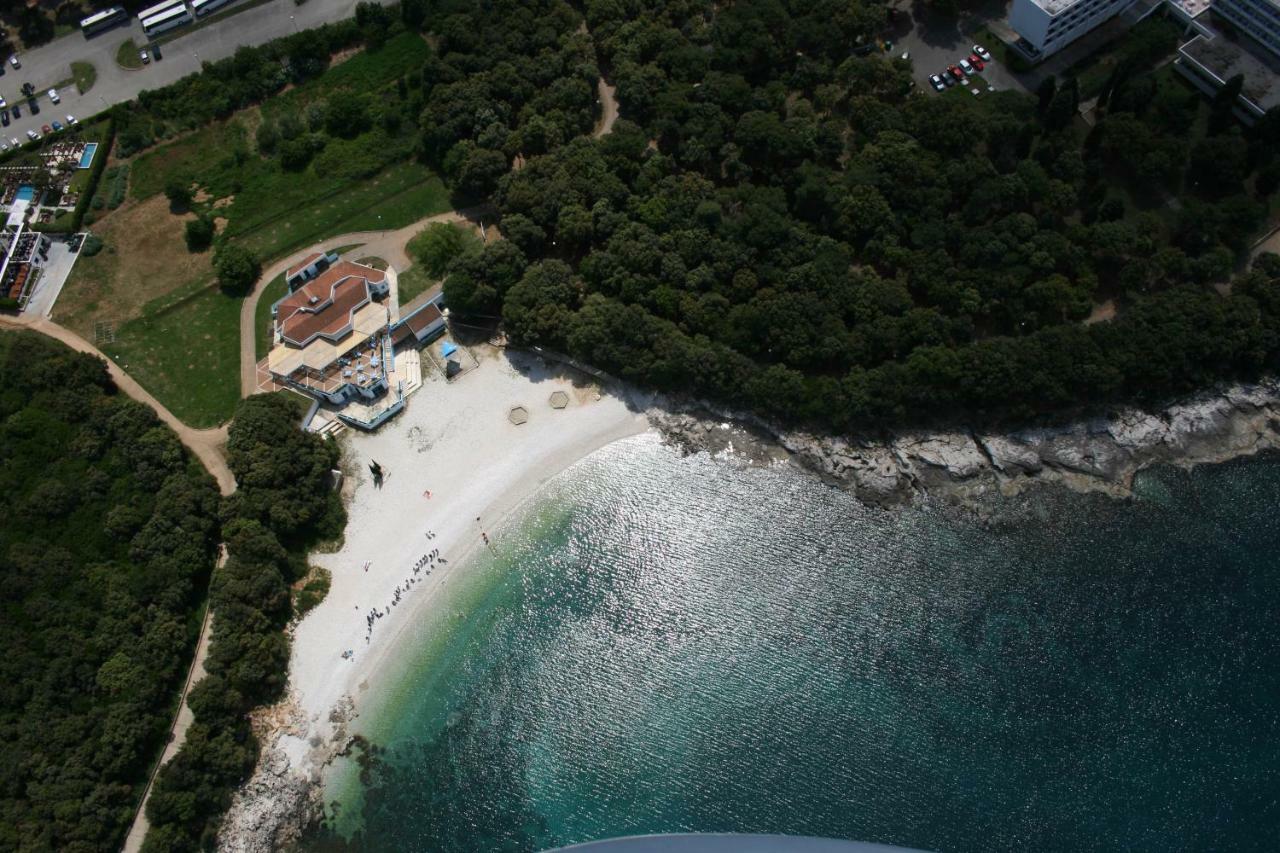 Apartment Petrinic V Pula Exterior photo