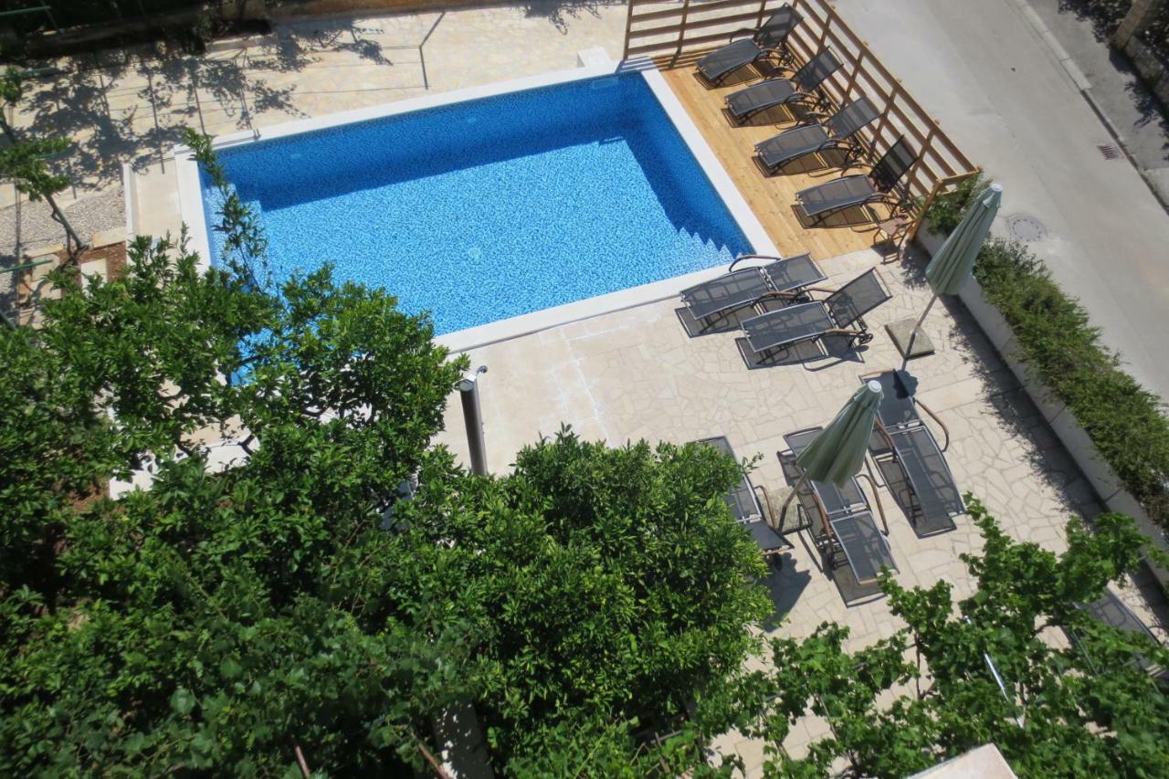 Apartment Petrinic V Pula Exterior photo